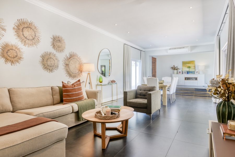 3 Bedroom Property for Sale in Kirstenhof Western Cape